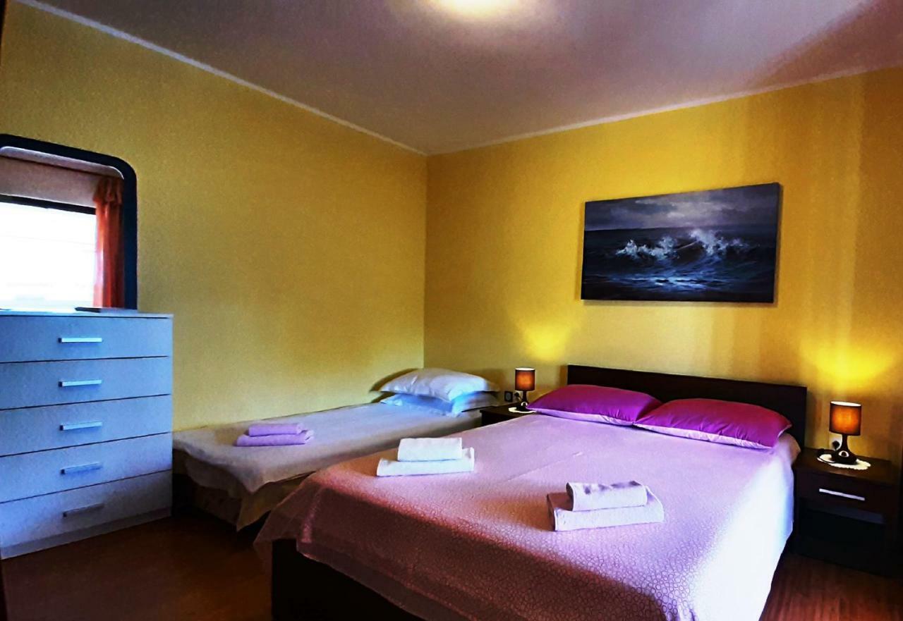 רוביני Paradise Beach Apartments מראה חיצוני תמונה