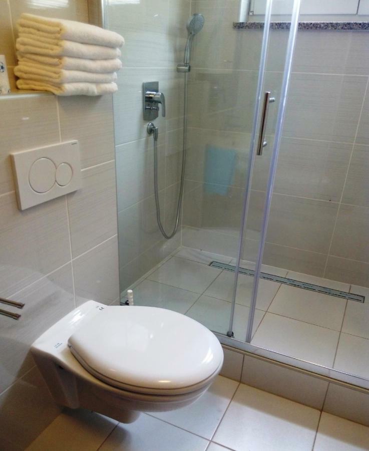 רוביני Paradise Beach Apartments מראה חיצוני תמונה