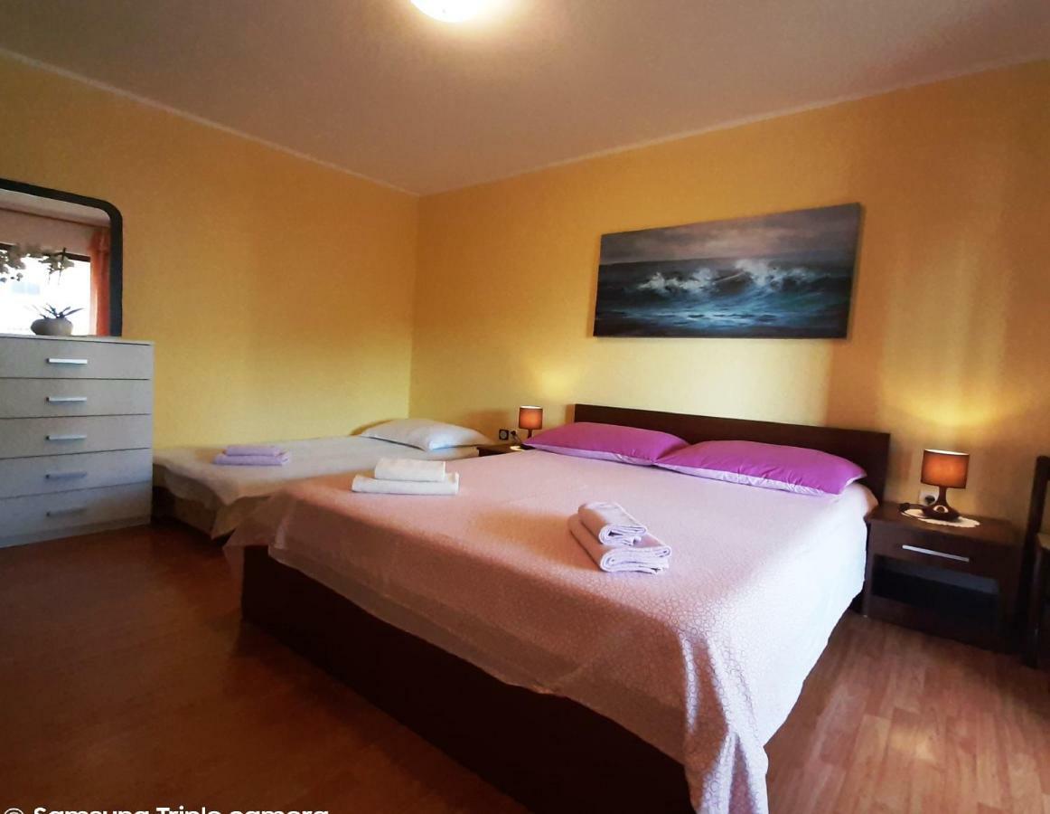רוביני Paradise Beach Apartments מראה חיצוני תמונה