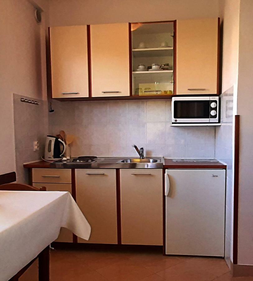 רוביני Paradise Beach Apartments מראה חיצוני תמונה